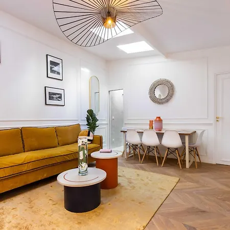 House With Terrasse - 3br-8p - Sacré Coeur Parigi