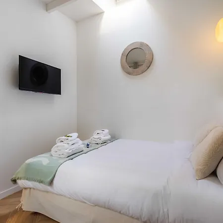 House With Terrasse - 3br-8p - Sacre Coeur Apartment